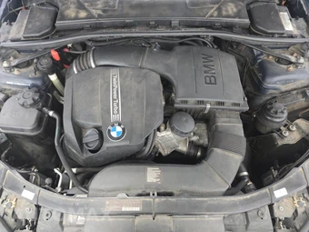 2011 BMW 3 Series Sedan 335i xDrive - miniatura 15