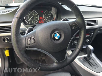 2011 BMW 3 Series Sedan 335i xDrive - miniatura 10