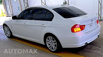 2011 BMW 3 Series Sedan 335i xDrive - miniatura 6