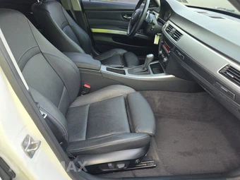 2011 BMW 3 Series Sedan 335i xDrive - miniatura 8