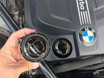 2011 BMW 5 Series Gran Turismo 535i Hatchback - miniatura 24