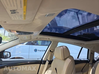 2011 BMW 5 Series Gran Turismo 550i Hatchback – miniatura 19