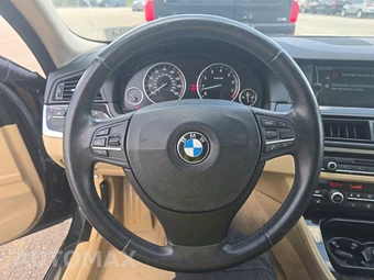 2011 BMW 5 Series Sedan 528i - miniatura 10