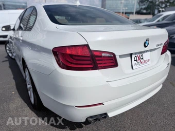 2011 BMW 5 Series Sedan 528i - miniatura 5