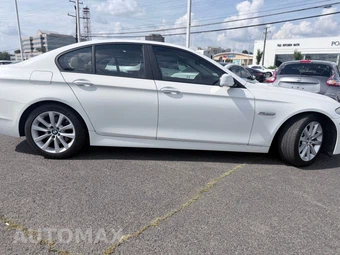 2011 BMW 5 Series Sedan 528i - miniatura 9