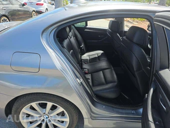 2011 BMW 5 Series Sedan 528i – miniatura 13