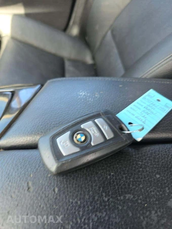 2011 BMW 5 Series Sedan 528i – miniatura 5