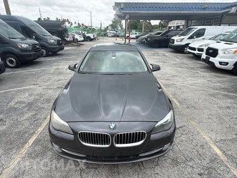 2011 BMW 5 Series Sedan 535i - miniatura 9
