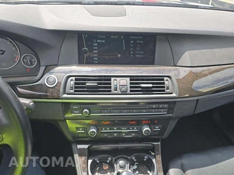 2011 BMW 5 Series Sedan 535i - miniatura 11