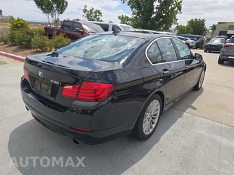 2011 BMW 5 Series Sedan 535i - miniatura 4