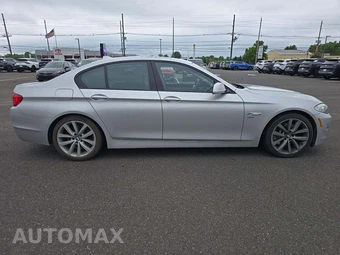 2011 BMW 5 Series Sedan 535i xDrive - miniatura 4