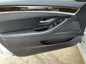 2011 BMW 5 Series Sedan 535i xDrive - miniatura 10