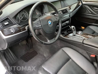 2011 BMW 5 Series Sedan 535i xDrive - miniatura 14