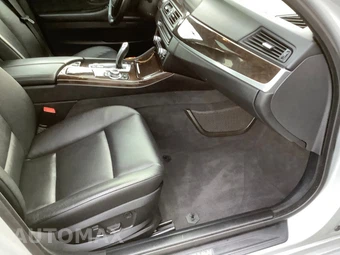 2011 BMW 5 Series Sedan 535i xDrive - miniatura 30