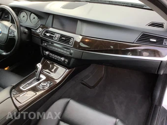 2011 BMW 5 Series Sedan 535i xDrive - miniatura 32