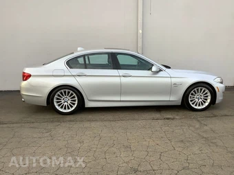 2011 BMW 5 Series Sedan 535i xDrive - miniatura 7