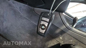 2011 BMW 5 Series Sedan 550i - miniatura 20