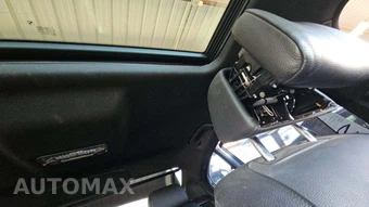 2011 BMW 5 Series Sedan 550i - miniatura 29