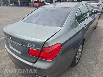 2011 BMW 7 Series Sedan 740i – miniatura 4