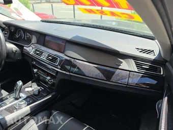 2011 BMW 7 Series Sedan 740i - miniatura 19