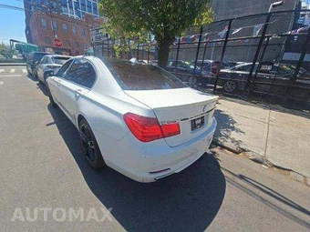 2011 BMW 7 Series Sedan 750Li – miniatura 2