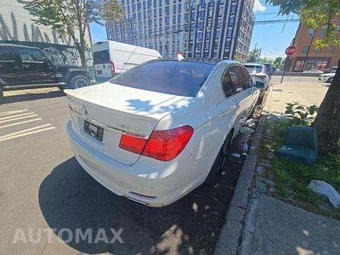 2011 BMW 7 Series Sedan 750Li – miniatura 3