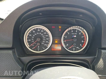 2011 BMW M3 Coupe - miniatura 12