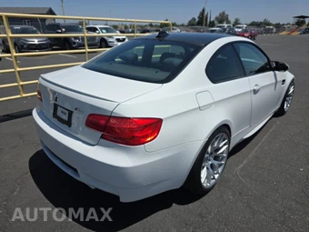 2011 BMW M3 Coupe - miniatura 4