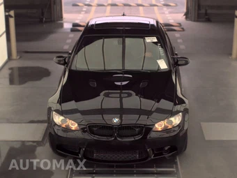 2011 BMW M3 Coupe - miniatura 2