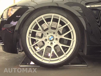 2011 BMW M3 Coupe - miniatura 9