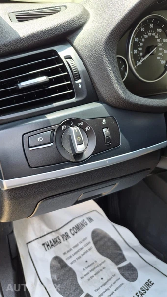 2011 BMW X3 Sports Activity Vehicle xDrive35i - miniatura 33