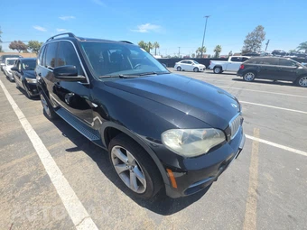 2011 BMW X5 Sports Activity Vehicle xDrive50i - miniatura 3