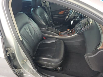 2011 Buick LaCrosse CXL – miniatura 8