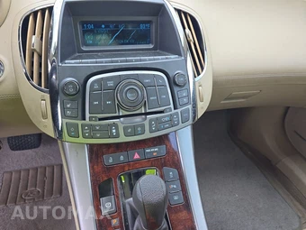 2011 Buick LaCrosse CXS – miniatura 11