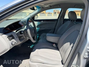 2011 Buick Lucerne CXL 1XL - miniatura 9