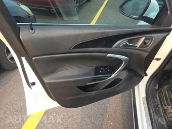 2011 Buick Regal CXL Turbo TO1 - miniatura 9