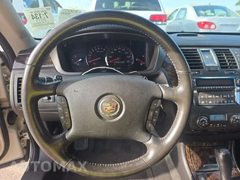 2011 Cadillac DTS Luxury Collection 1SC – miniatura 10