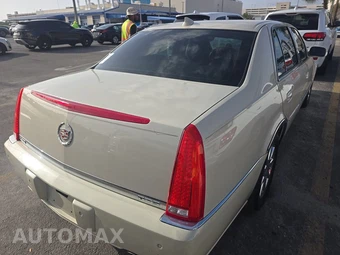 2011 Cadillac DTS Luxury Collection 1SC – miniatura 4