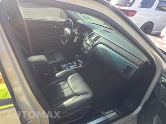 2011 Cadillac DTS Luxury Collection 1SC – miniatura 8