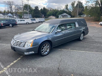 2011 Cadillac DTS Professional Coachbuilder Limousine 1SH - miniatura 2