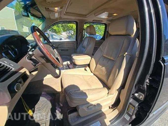 2011 Cadillac Escalade ESV Luxury 1SB – miniatura 6