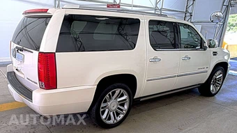 2011 Cadillac Escalade ESV Platinum Edition 1SD – miniatura 4