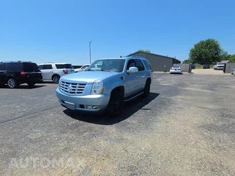2011 Cadillac Escalade Luxury 1SB