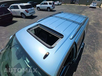 2011 Cadillac Escalade Luxury 1SB – miniatura 9