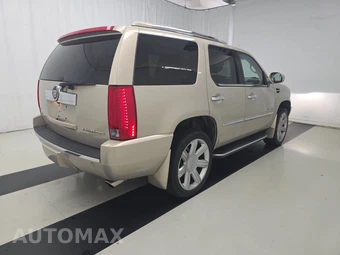 2011 Cadillac Escalade Luxury 1SB – miniatura 4
