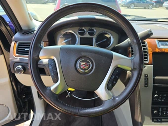 2011 Cadillac Escalade Platinum Edition 1SD – miniatura 10