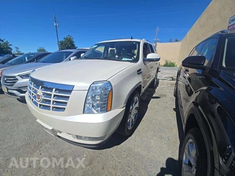 2011 Cadillac Escalade Premium 1SC