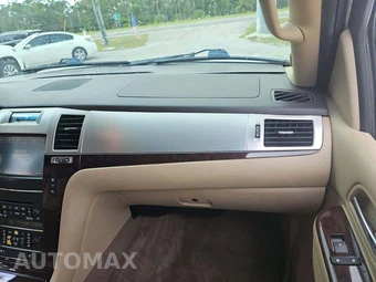 2011 Cadillac Escalade Premium 1SC - miniatura 17