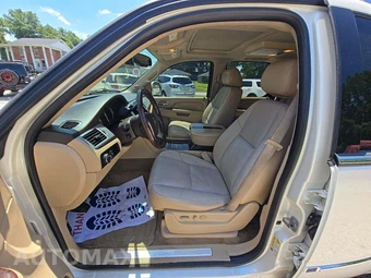 2011 Cadillac Escalade Premium 1SC – miniatura 3