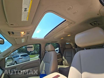 2011 Cadillac Escalade Premium 1SC – miniatura 8
